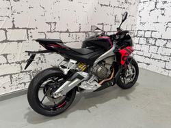 2023 Aprilia Tuono 660 Factory Tuono Black