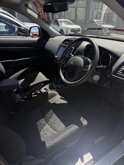 2023 Mitsubishi ASX ES