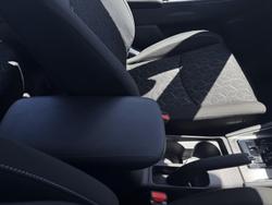 2023 Mitsubishi ASX ES