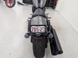2023 INDIAN CHIEF BOBBER DARK HORSE Black