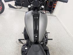 2023 INDIAN CHIEF BOBBER DARK HORSE Black