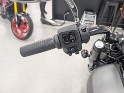 2023 INDIAN CHIEF BOBBER DARK HORSE Black