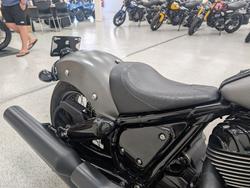 2023 INDIAN CHIEF BOBBER DARK HORSE Black