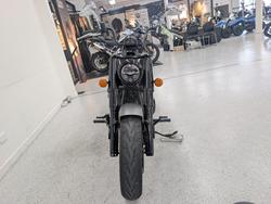 2023 INDIAN CHIEF BOBBER DARK HORSE Black