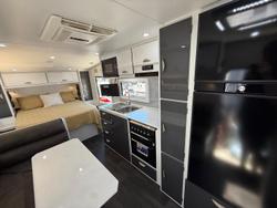 2020 Regent Discoverer