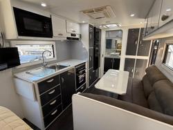 2020 Regent Discoverer