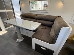 2020 Regent Discoverer