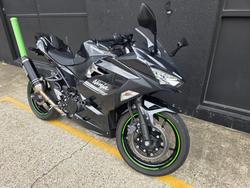 2022 Kawasaki NINJA 400 GREY