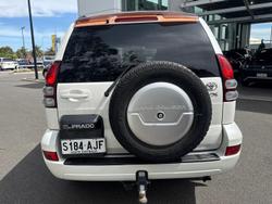 2005 Toyota Landcruiser Prado VX