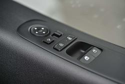 2024 Hyundai STARIA LOAD