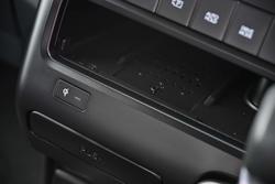 2024 Hyundai STARIA LOAD