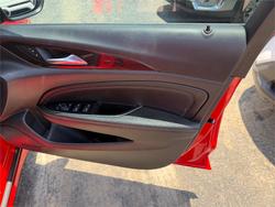 2018 HOLDEN COMMODORE RS