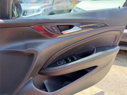 2018 HOLDEN COMMODORE RS