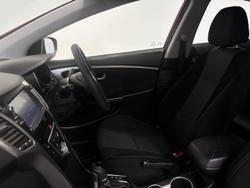 2017 Hyundai i30 Active GD4 Series II MY17 Fiery Red