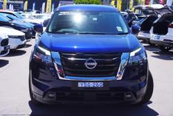 2024 Nissan Pathfinder ST-L