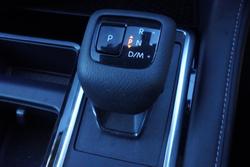 2024 Nissan Pathfinder ST-L