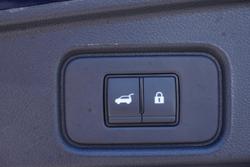 2024 Nissan Pathfinder ST-L