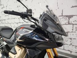 2024 Moto Guzzi V100 Mandello S V100 Grey