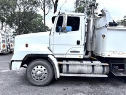 1995 Freightliner Fl 112