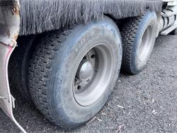 1995 Freightliner Fl 112