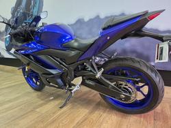 2023 Yamaha YZF-R3 BLUE