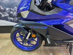 2023 Yamaha YZF-R3 BLUE
