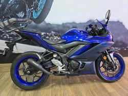2023 Yamaha YZF-R3 BLUE