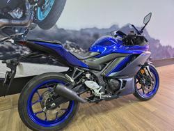 2023 Yamaha YZF-R3 BLUE