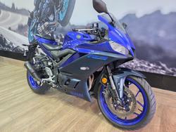 2023 Yamaha YZF-R3 BLUE