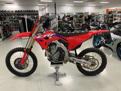 2023 Honda CRF250R Red