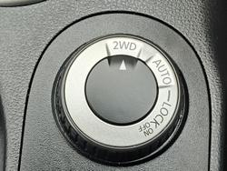 2012 Nissan Dualis Ti-L J10 Series 3 MY12 AWD Arctic White