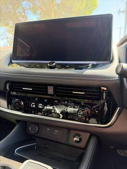 2025 Nissan T33 TI-L