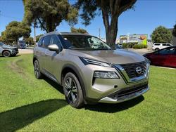 2025 Nissan T33 TI-L