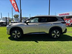 2025 Nissan T33 TI-L