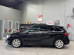 2015 Mercedes-Benz B-Class B180 W246 Cosmos Black