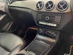 2015 Mercedes-Benz B-Class B180 W246 Cosmos Black