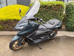 2023 Yamaha TMAX 560 (ABS) Black