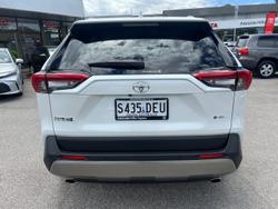 2024 Toyota RAV4 GXL