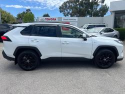 2024 Toyota RAV4 GXL