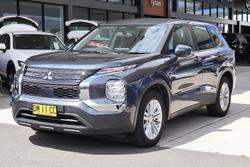 2024 Mitsubishi Outlander ES