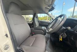 2015 Toyota Hiace Commuter