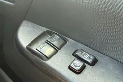 2015 Toyota Hiace Commuter