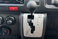 2015 Toyota Hiace Commuter