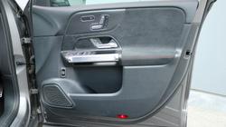 2025 Mercedes-Benz GLB-Class GLB250