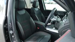 2025 Mercedes-Benz GLB-Class GLB250