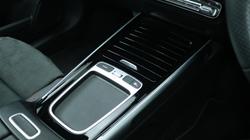 2025 Mercedes-Benz GLB-Class GLB250