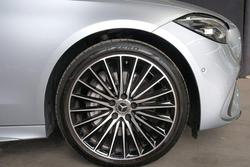 2025 Mercedes-Benz C-Class C200