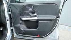 2025 Mercedes-Benz GLA-Class GLA250