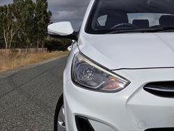 2014 Hyundai Accent Active