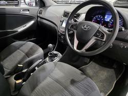 2014 Hyundai Accent Active
